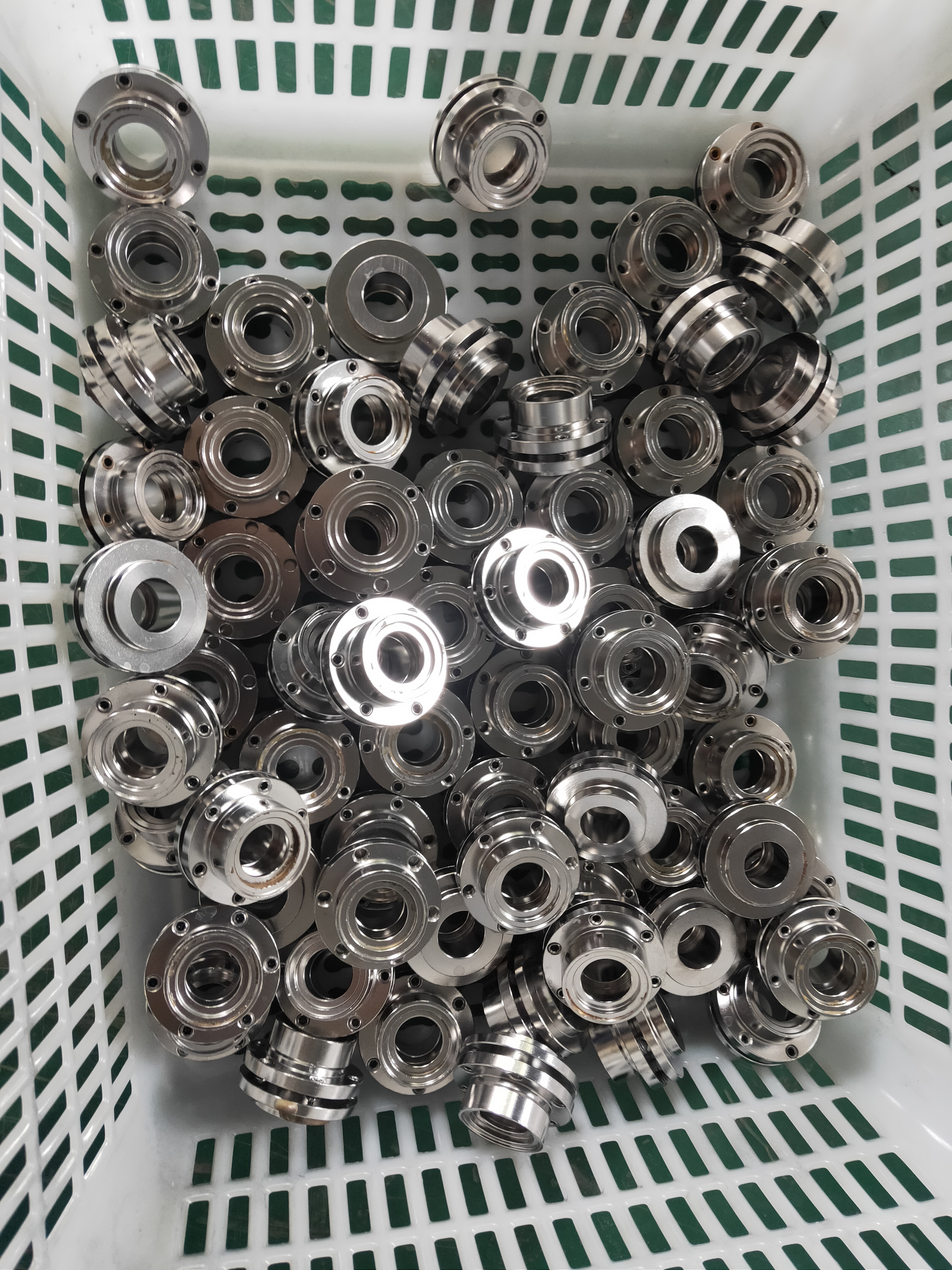 不鏽鋼零件（jiàn）拋光